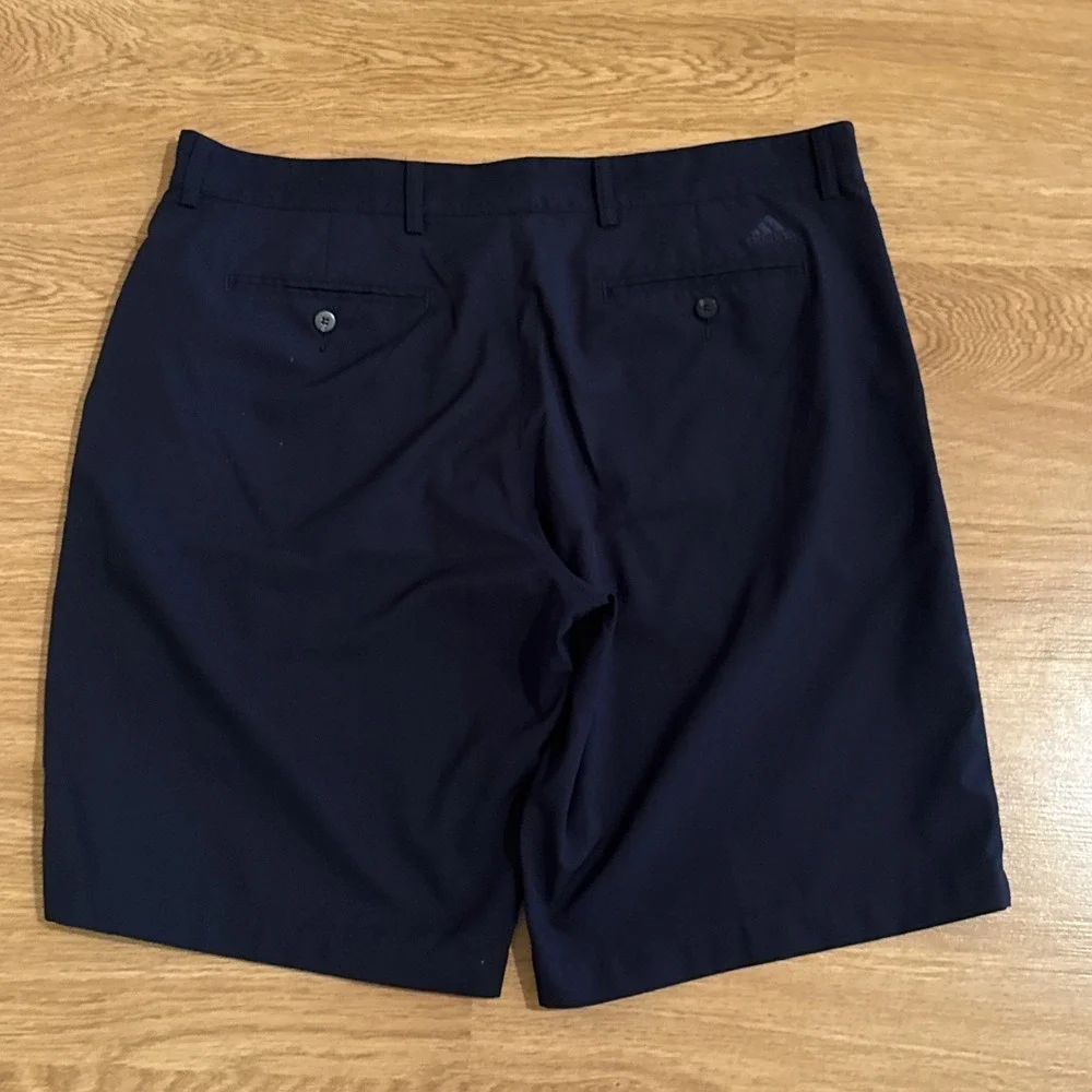 Adidas Golf Shorts Men's Navy Blue Size 38 (Measure 40) Stretch Comfort